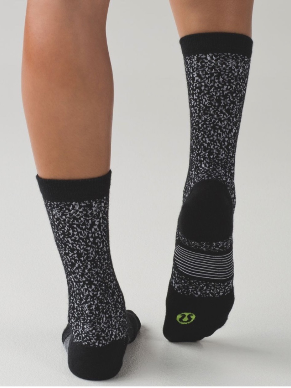 Lululemon Wool Runderland Socks S/M Black White Ray NWT